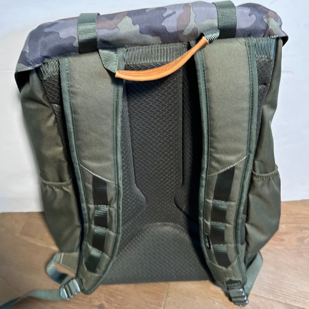 Eddie Bauer Bygone 25l Topload Pack, Never Used Gem